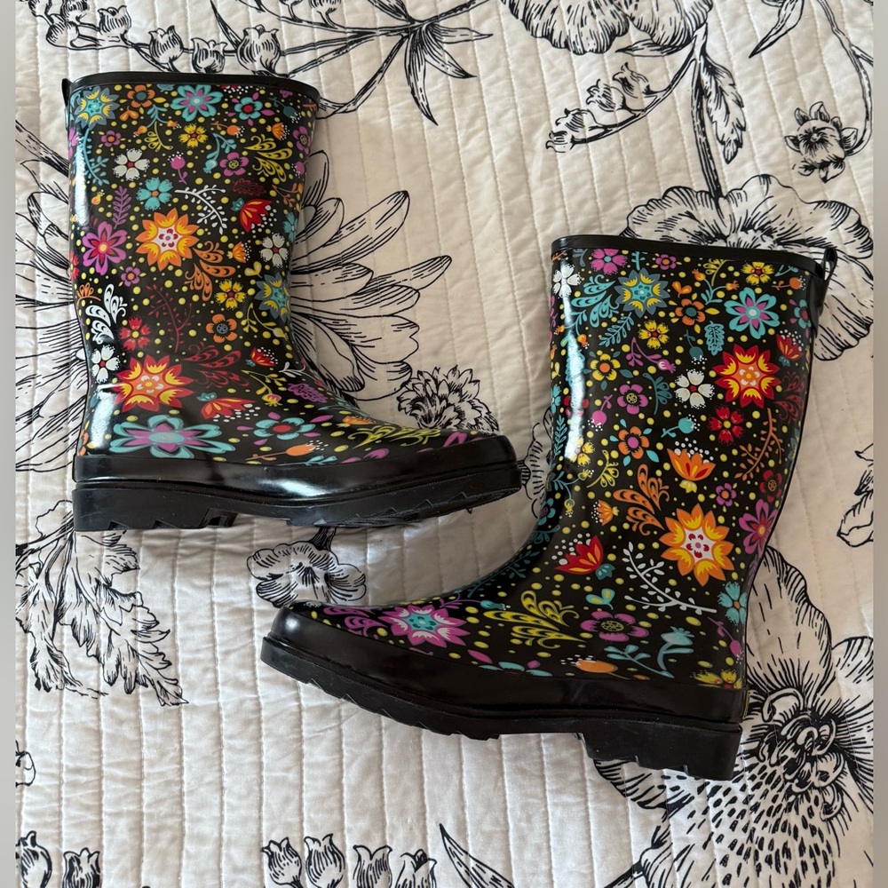 New Western Chief Women SZ 10 Garden Play Tall Rain
Boots - Picture 5 of 10